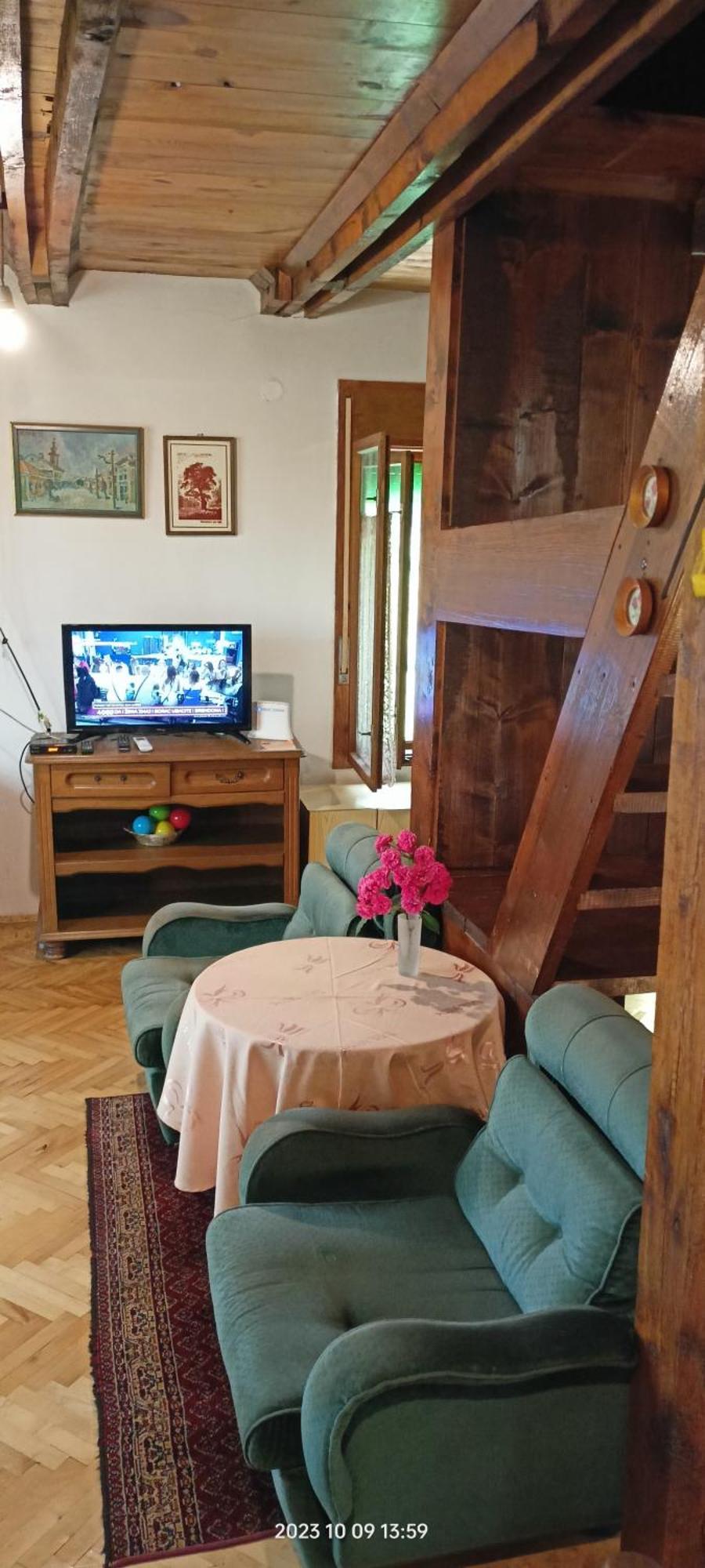 ゴルニ・ミラノヴァツ Takovo - Odmor U Seluヴィラ エクステリア 写真